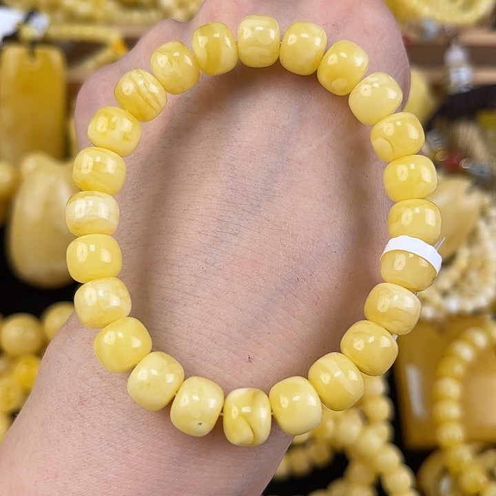 未镶嵌琥珀裸石琥珀