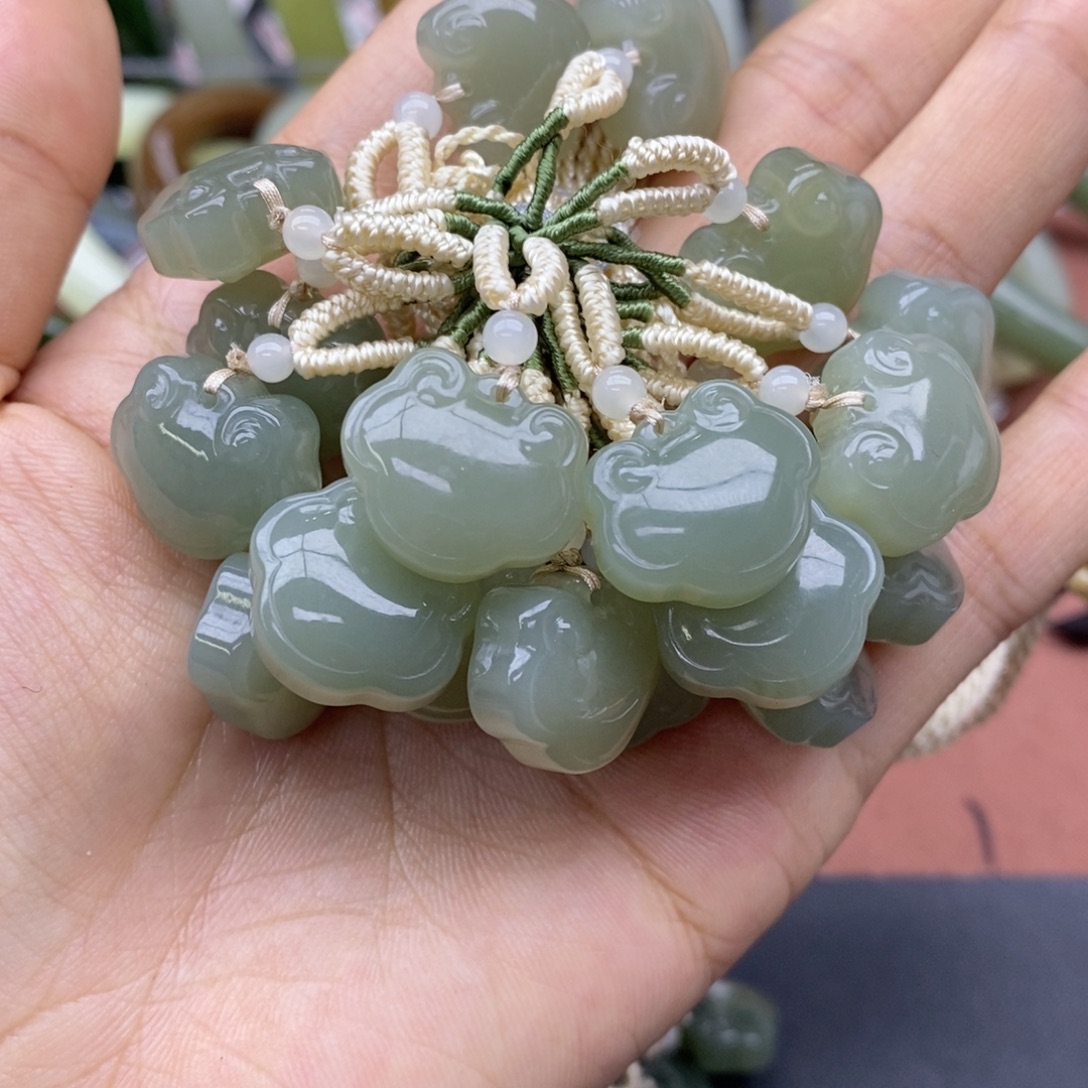 和田玉未镶嵌吊坠(不含链)