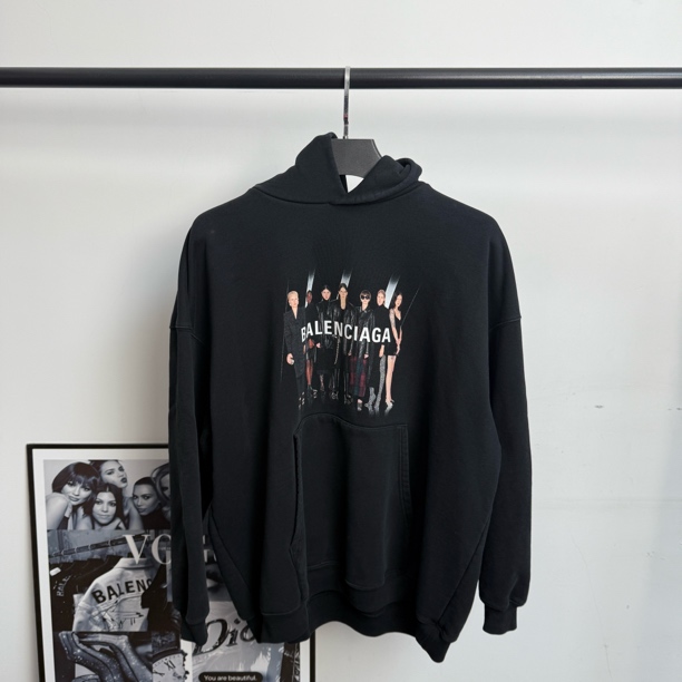 未使用 Balenciaga/巴黎世家 黑色人像帽衫/XS码