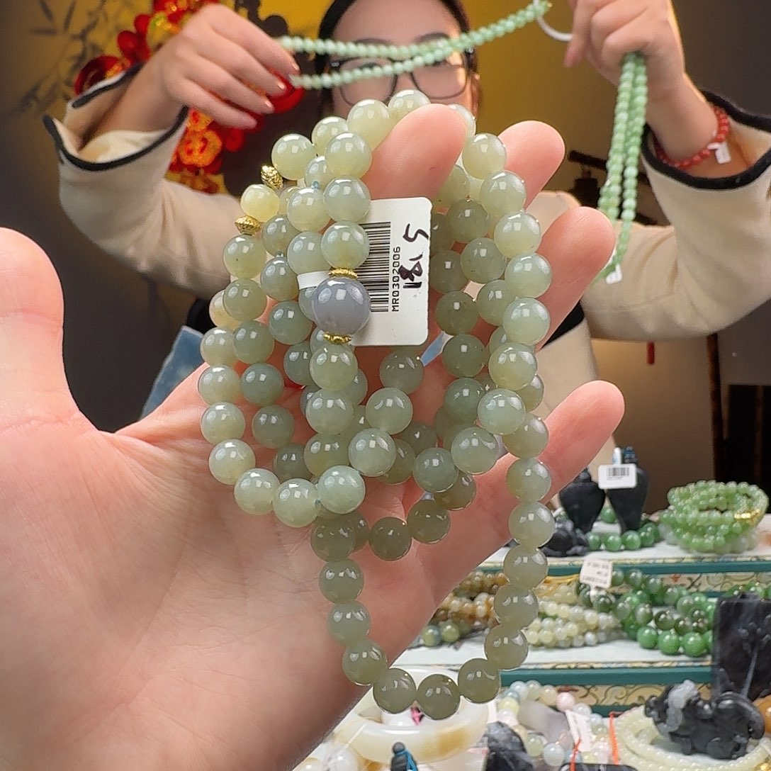 和田玉拍一发一未镶嵌