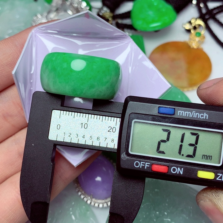 翡翠戒指未镶嵌a货