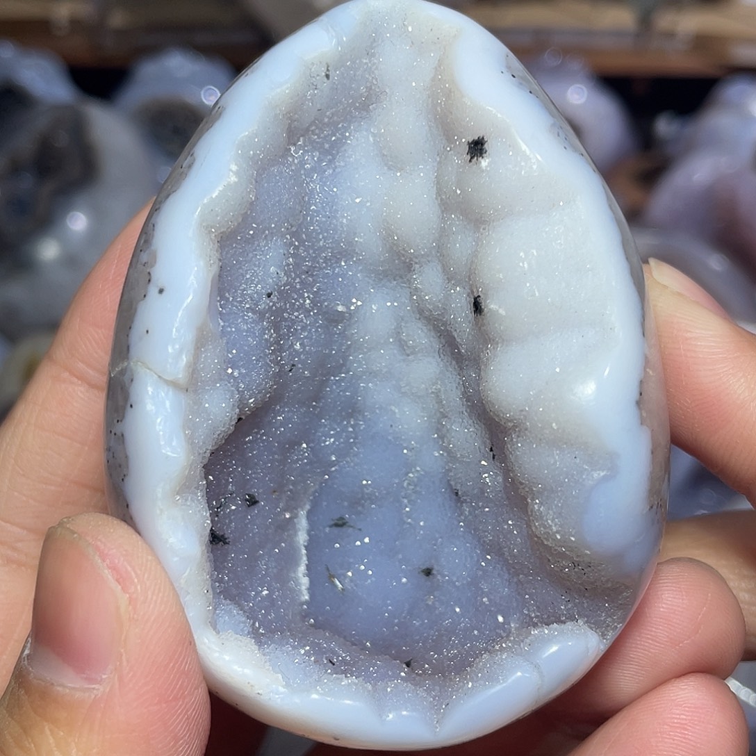 未镶嵌水晶大型摆件（非配饰）