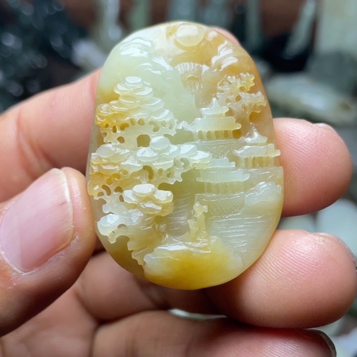 和田玉颈饰未镶嵌