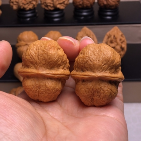 文玩核桃把件方尊4