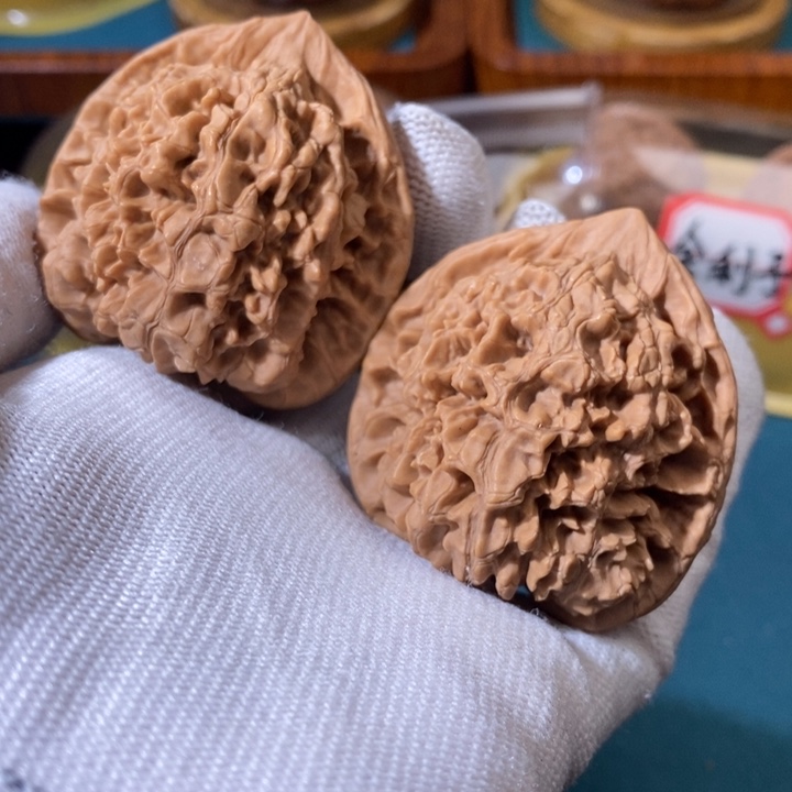文玩核桃吊坠官帽