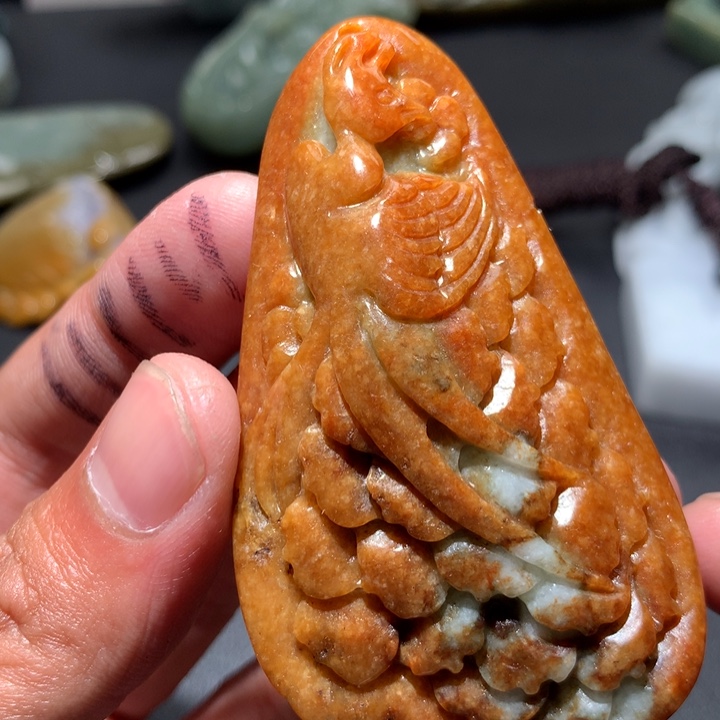 翡翠未镶嵌颈饰保真天然a货翡翠