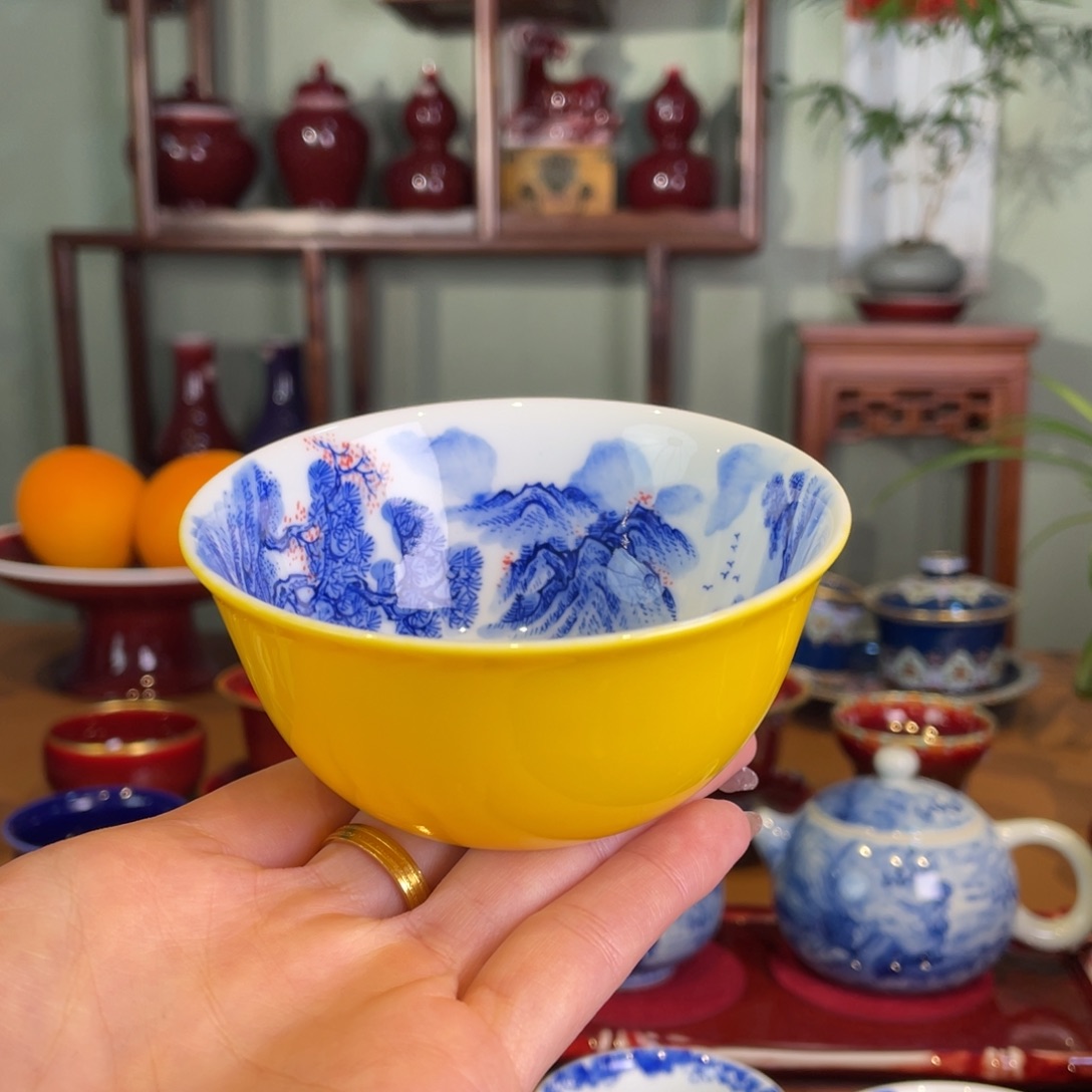 清欢雅玩原矿帝王黄内绘山水鸡缸杯