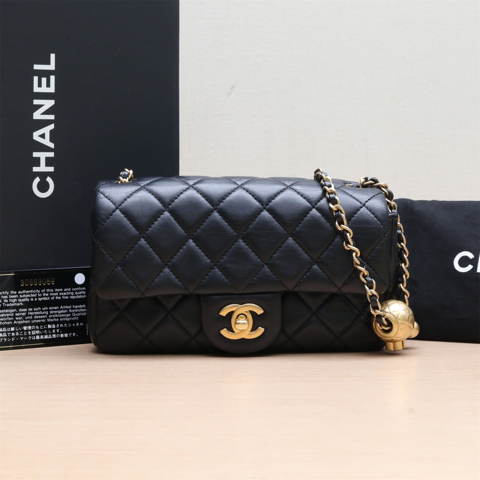 99新 Chanel/香奈儿 【小花念念】CF 口盖包 大Mini黑色皮革S 30开