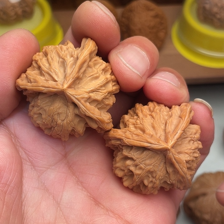 大***砖吊坠文玩核桃盘山三棱