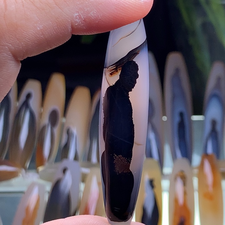 玛瑙/玉髓颈饰未镶嵌25有瑕