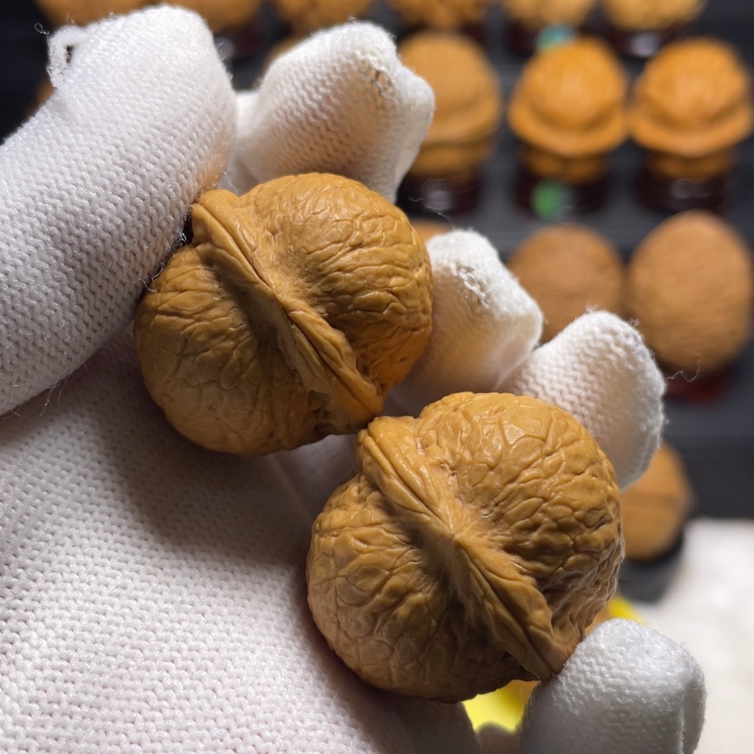 文玩核桃把件Y4蛇皮球32尺