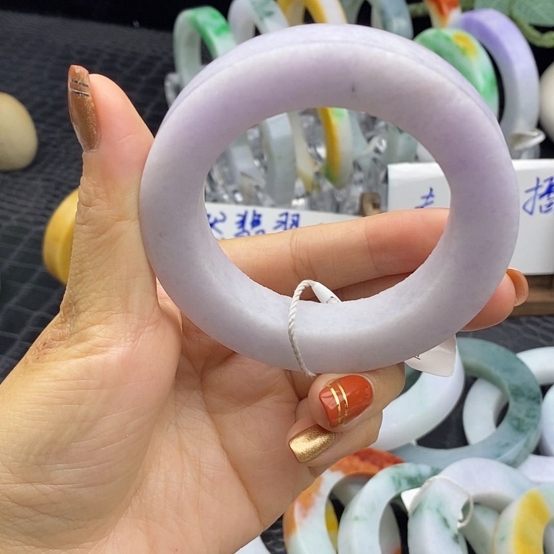 定制翡翠未镶嵌翡翠手镯