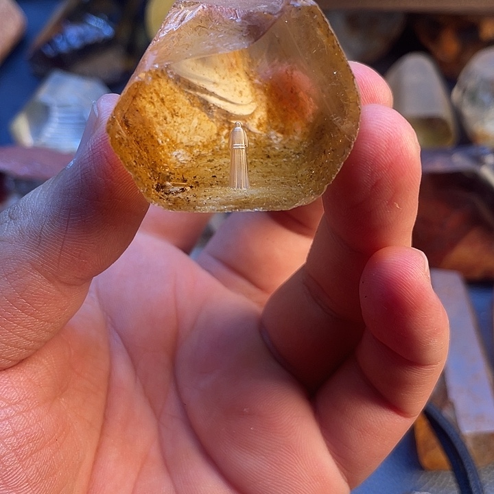 水晶未镶嵌珠宝半成品