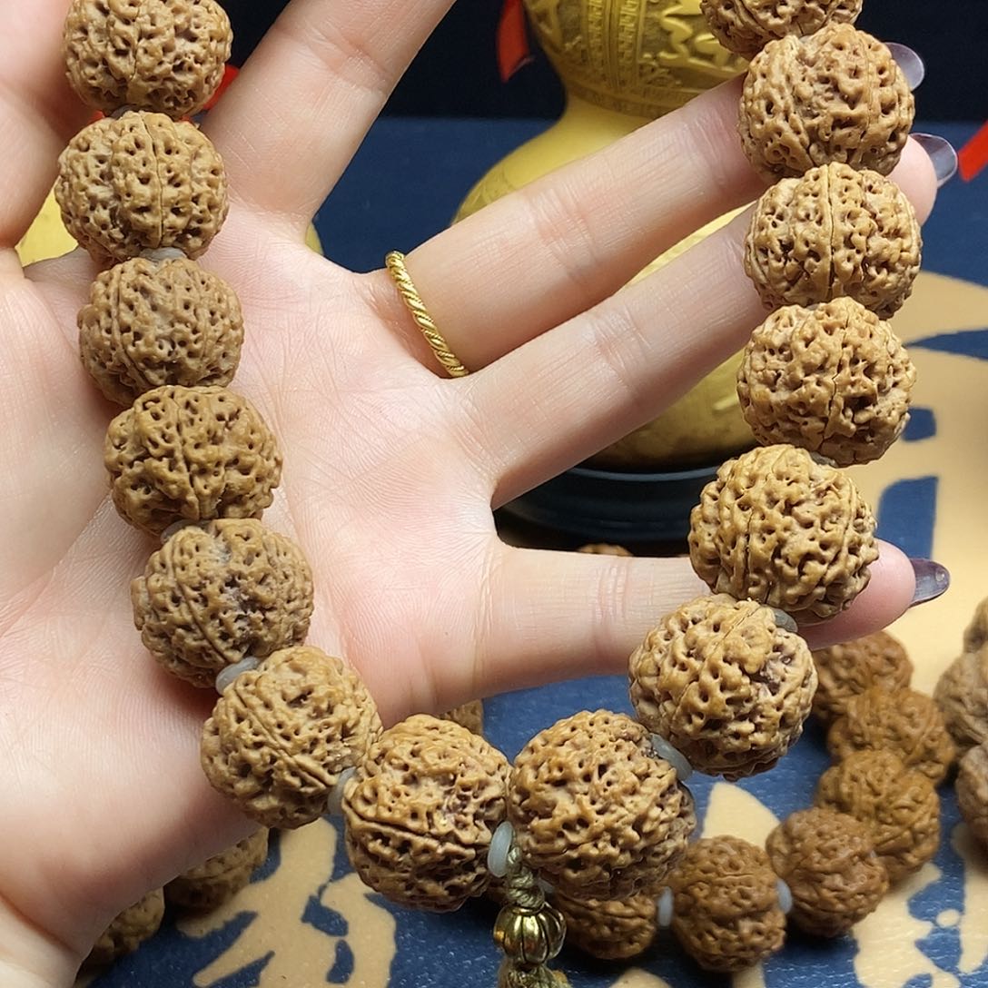 金刚菩提吊坠蜂窝梅花