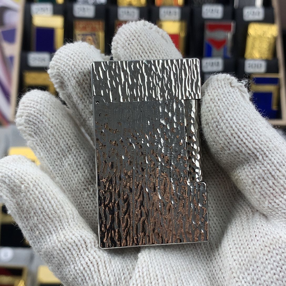 银色陨石坑银色陨石坑