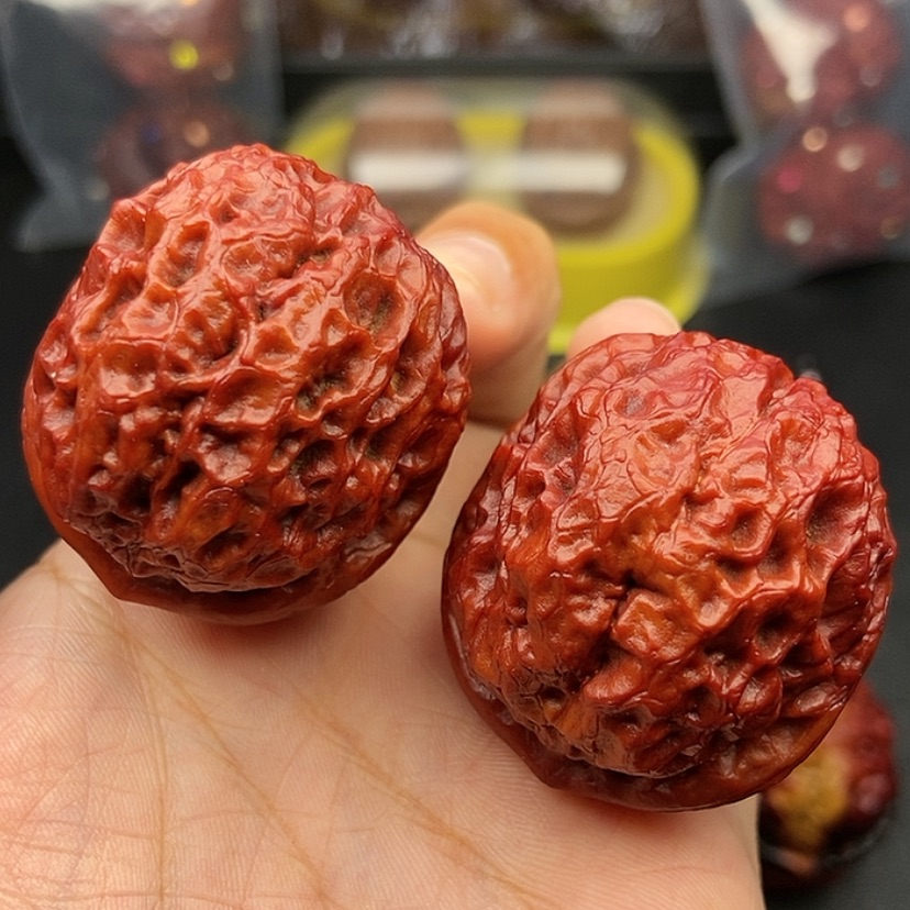 【闪购商品】把件文玩核桃43尺铁绣球