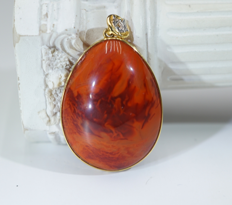 18k南红火焰纹吊坠  AK021229