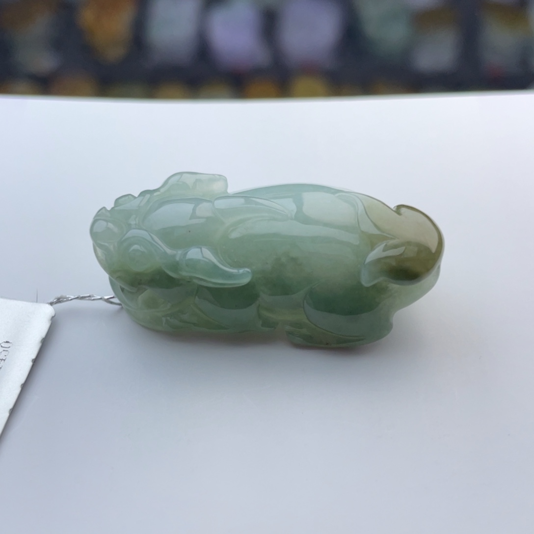 翡翠颈饰未镶嵌貔貅