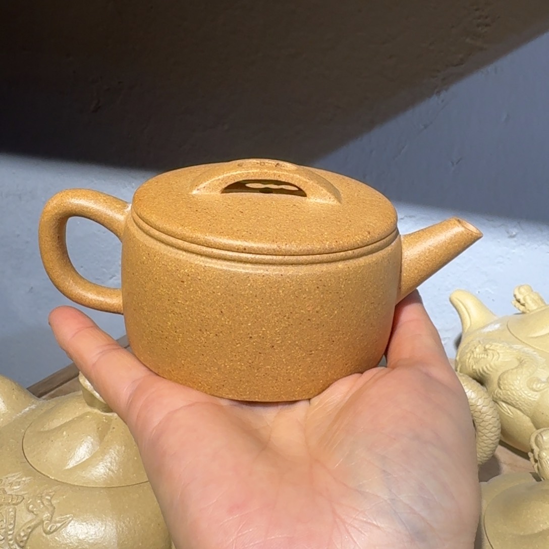 段泥茶壶180毫升左右
