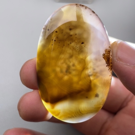 玛瑙/玉髓颈饰未镶嵌方*