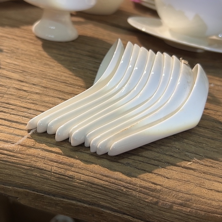 库存尾货骨瓷勺十个