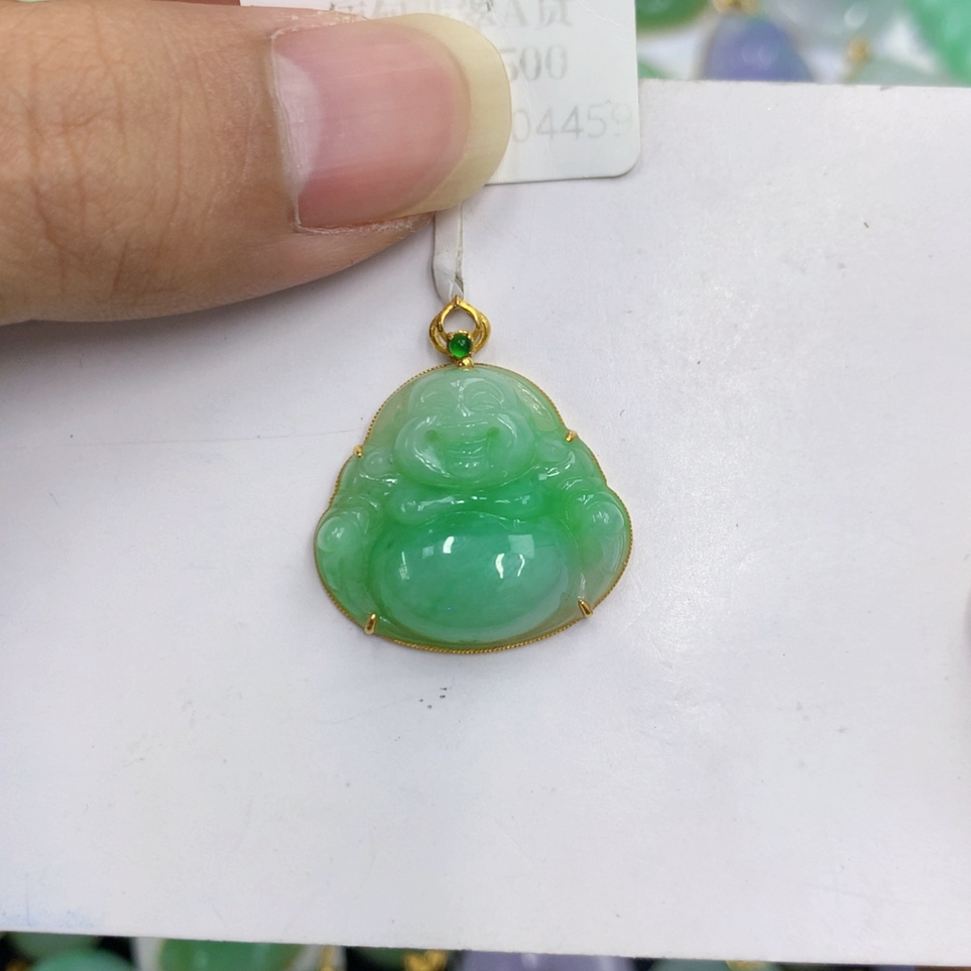 颈饰18K金镶嵌翡翠翡翠