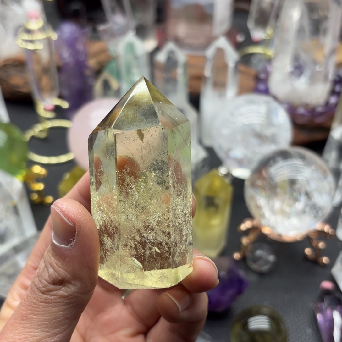 水晶摆件未镶嵌B****c摆件