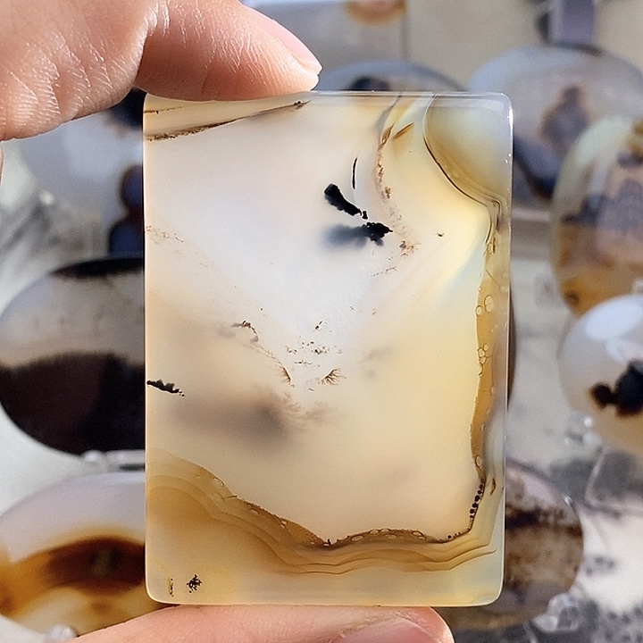 玛瑙/玉髓颈饰未镶嵌