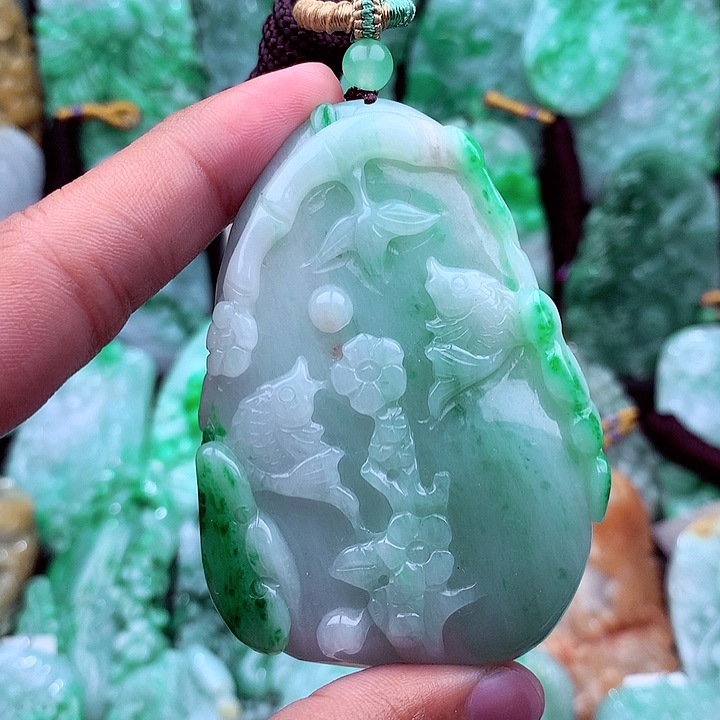 翡翠未镶嵌吊坠(不含链)
