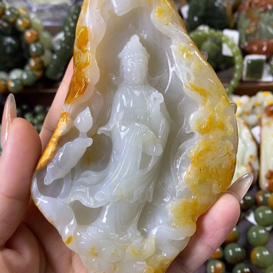 透闪石质玉未镶嵌摆件