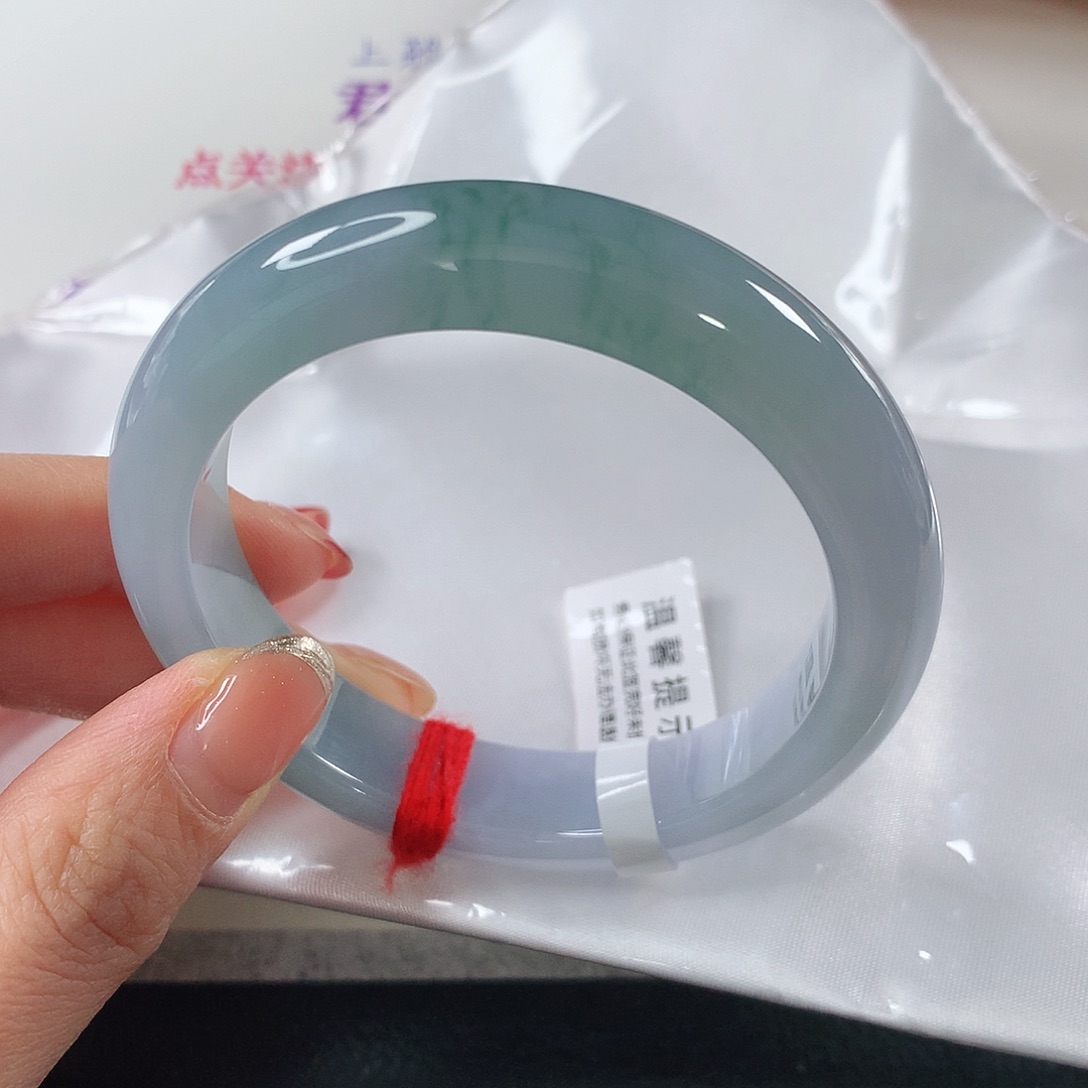 翡翠手镯未镶嵌 正圈①⑤⑨
