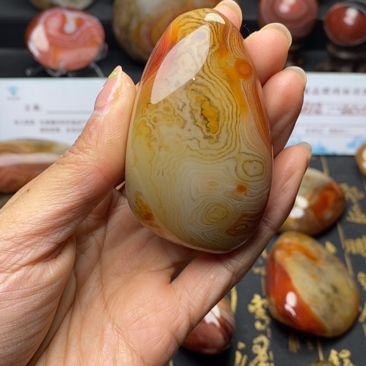 马***虎玛瑙/玉髓未镶嵌天然玛瑙玉髓俏皮精致吊坠手把件不退不换