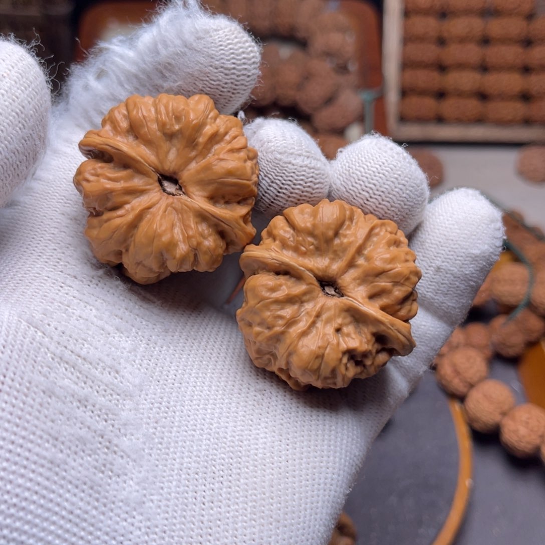 金刚菩提手串宋*蛤蟆头核桃40尺