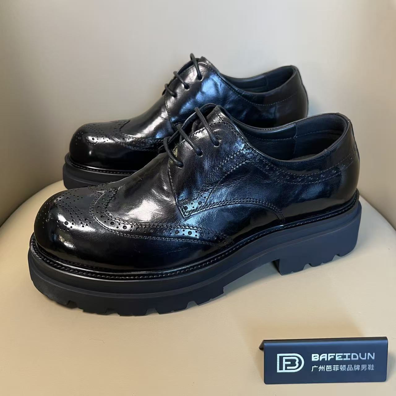 广州手工男鞋单鞋商务休闲皮鞋商务男鞋布洛克雕花031-5
