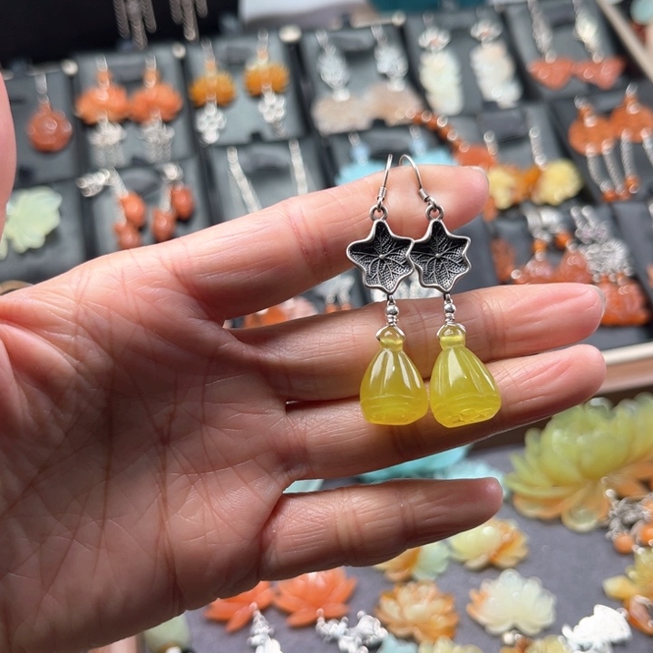 蛇纹石玉耳饰银S925镶嵌