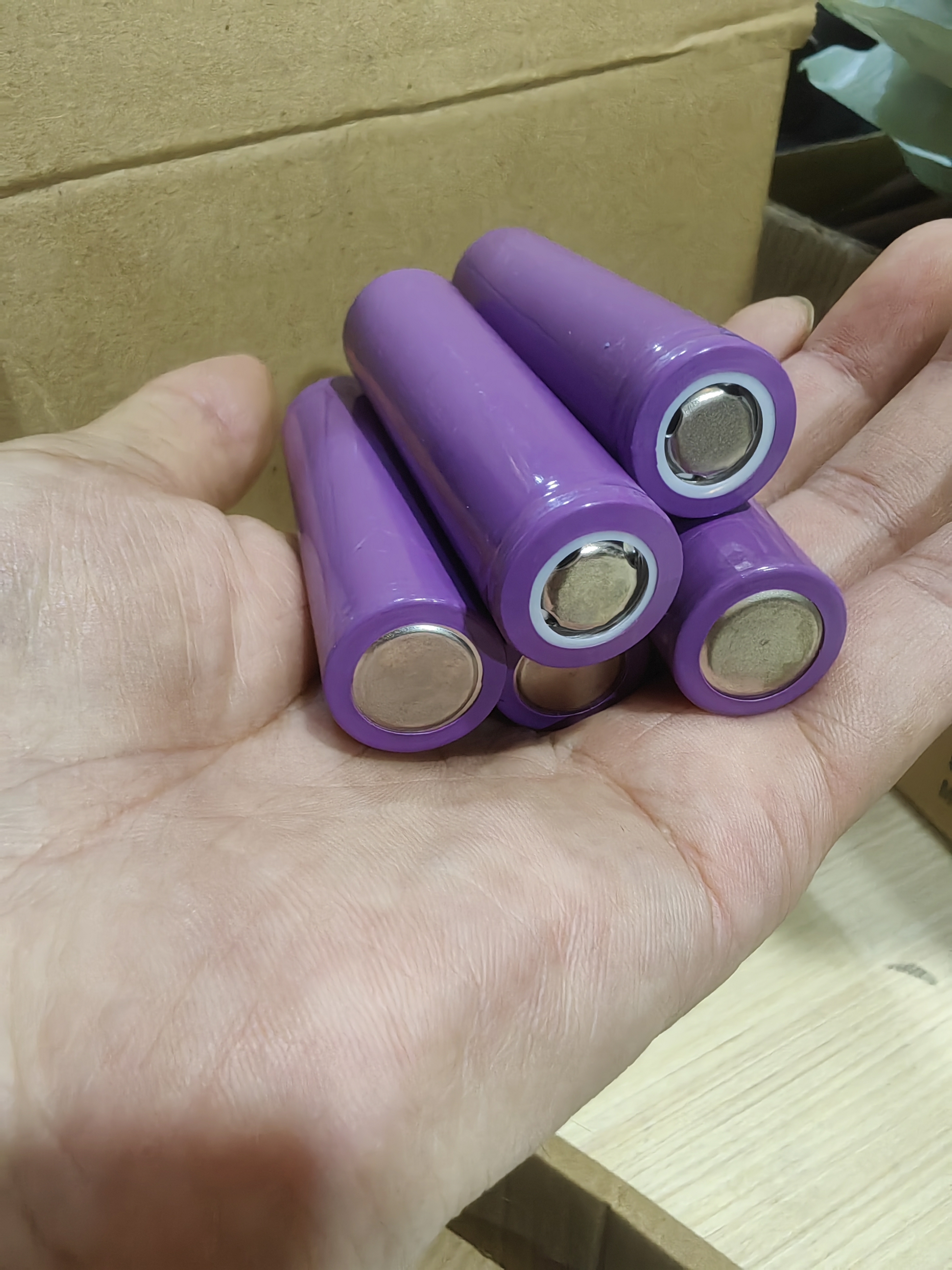 18650动力电池l锂电池