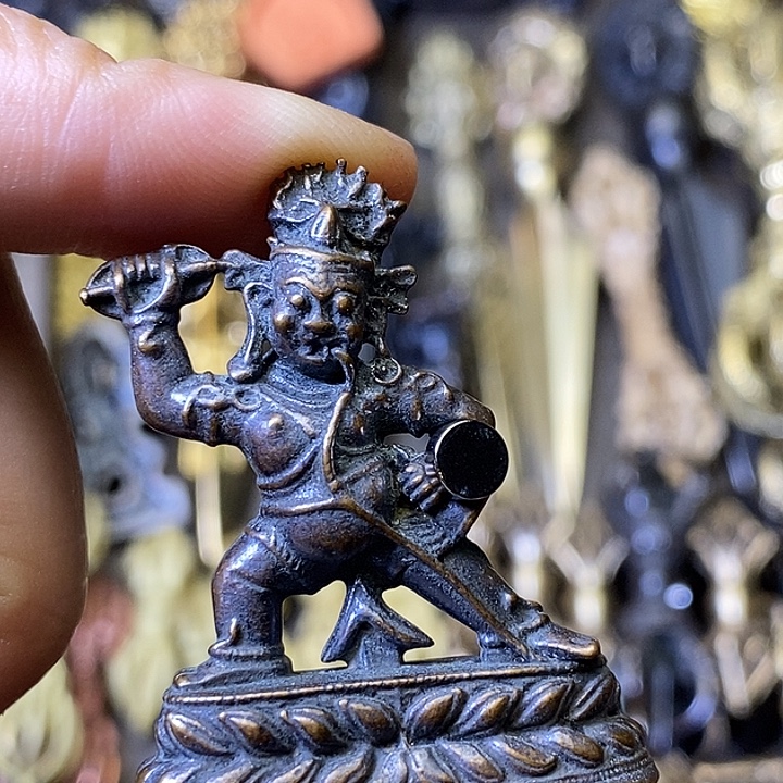 老铜催迫金刚福利