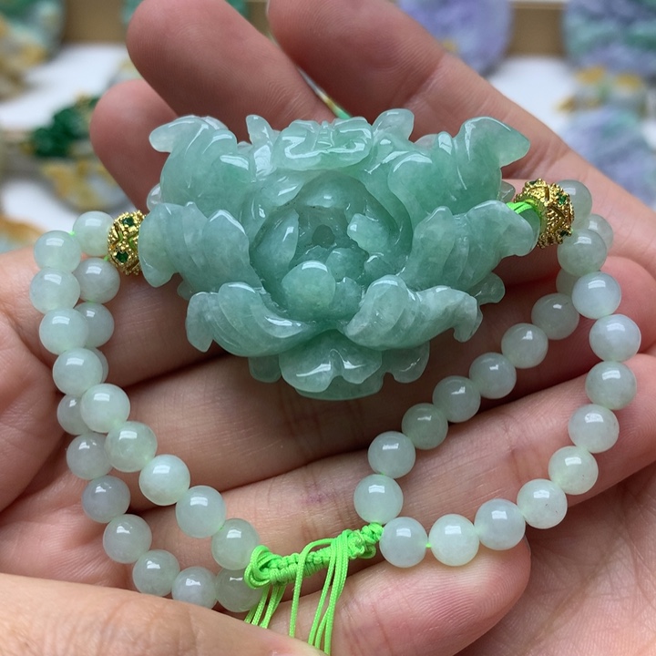 颈饰未镶嵌翡翠翡翠