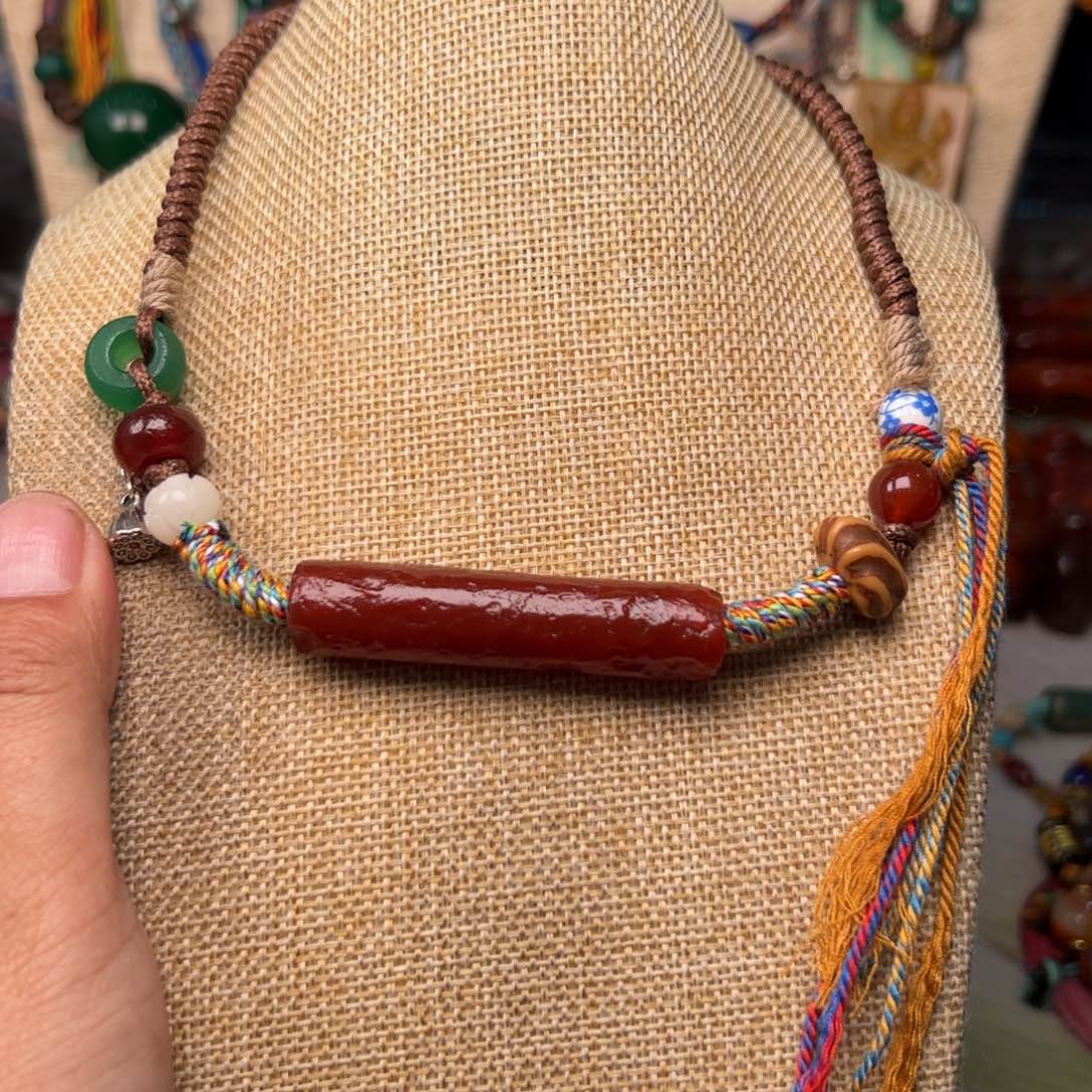 玛瑙/玉髓颈饰未镶嵌