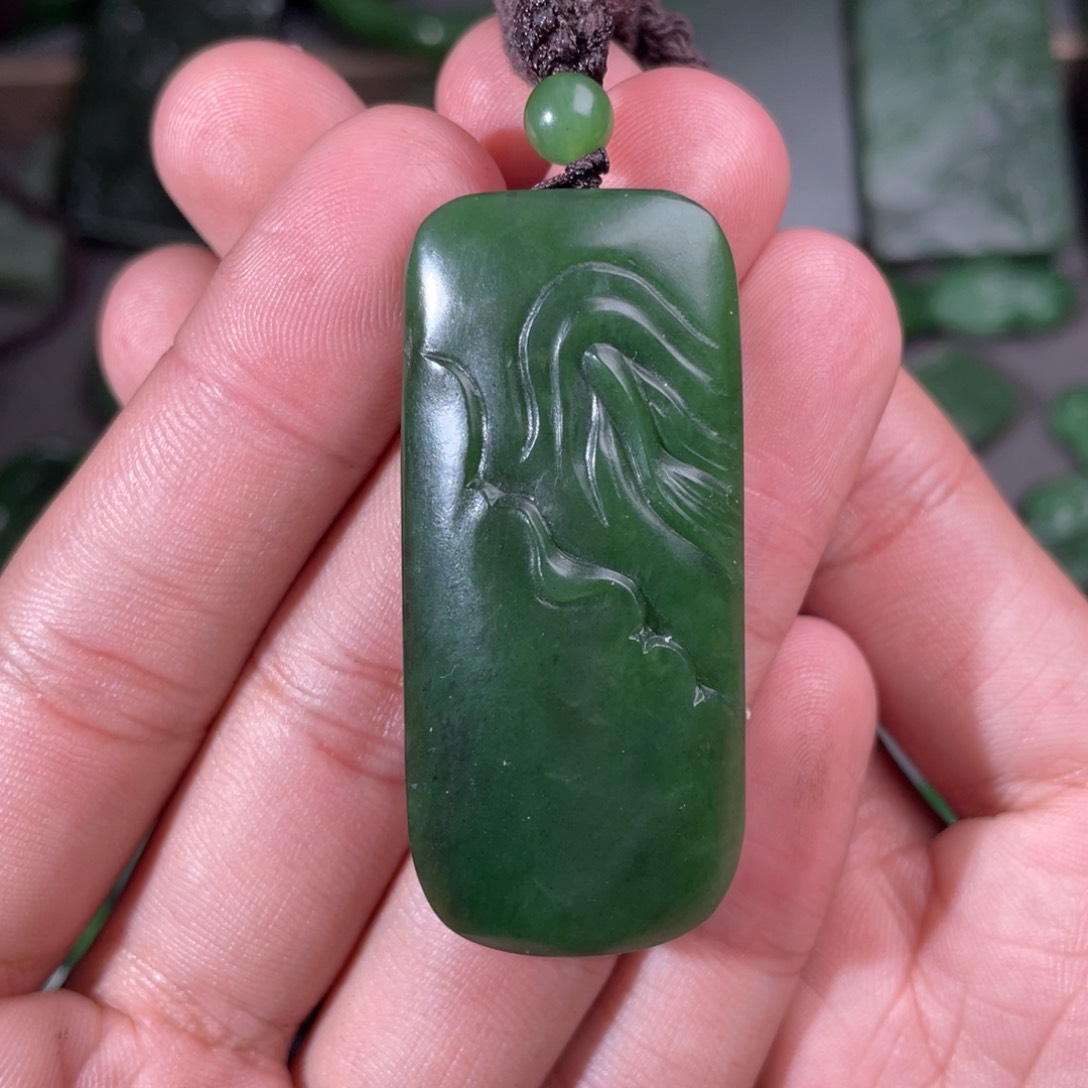 和田玉（碧玉）颈饰未镶嵌