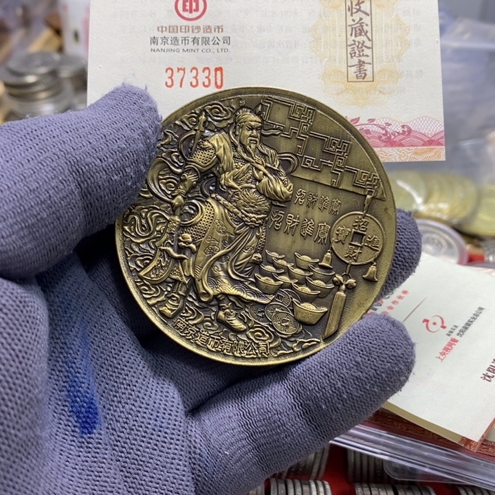 擎***柱其他普通金属39....文武财神