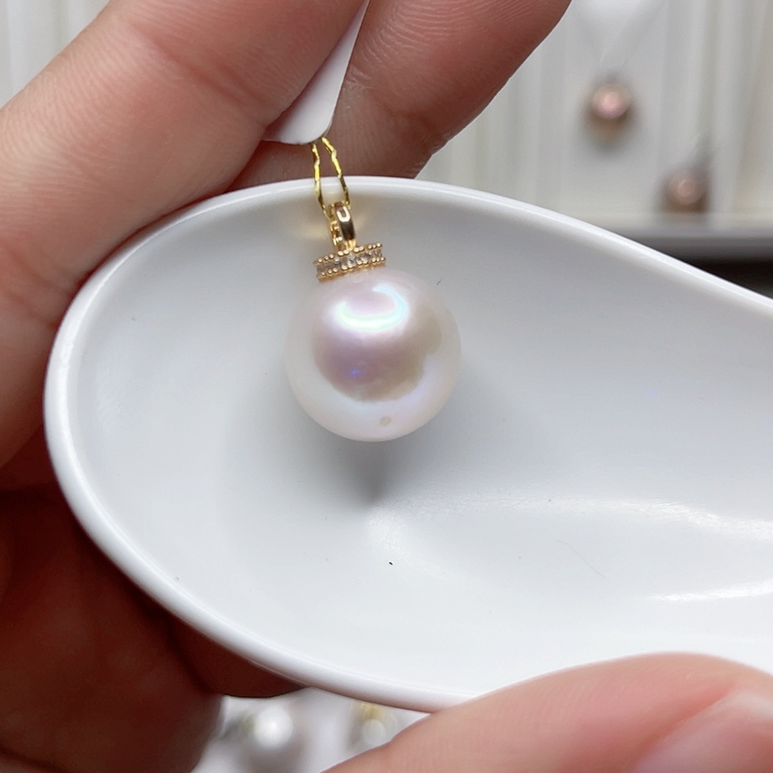 淡水珍珠吊坠(赠链)未镶嵌