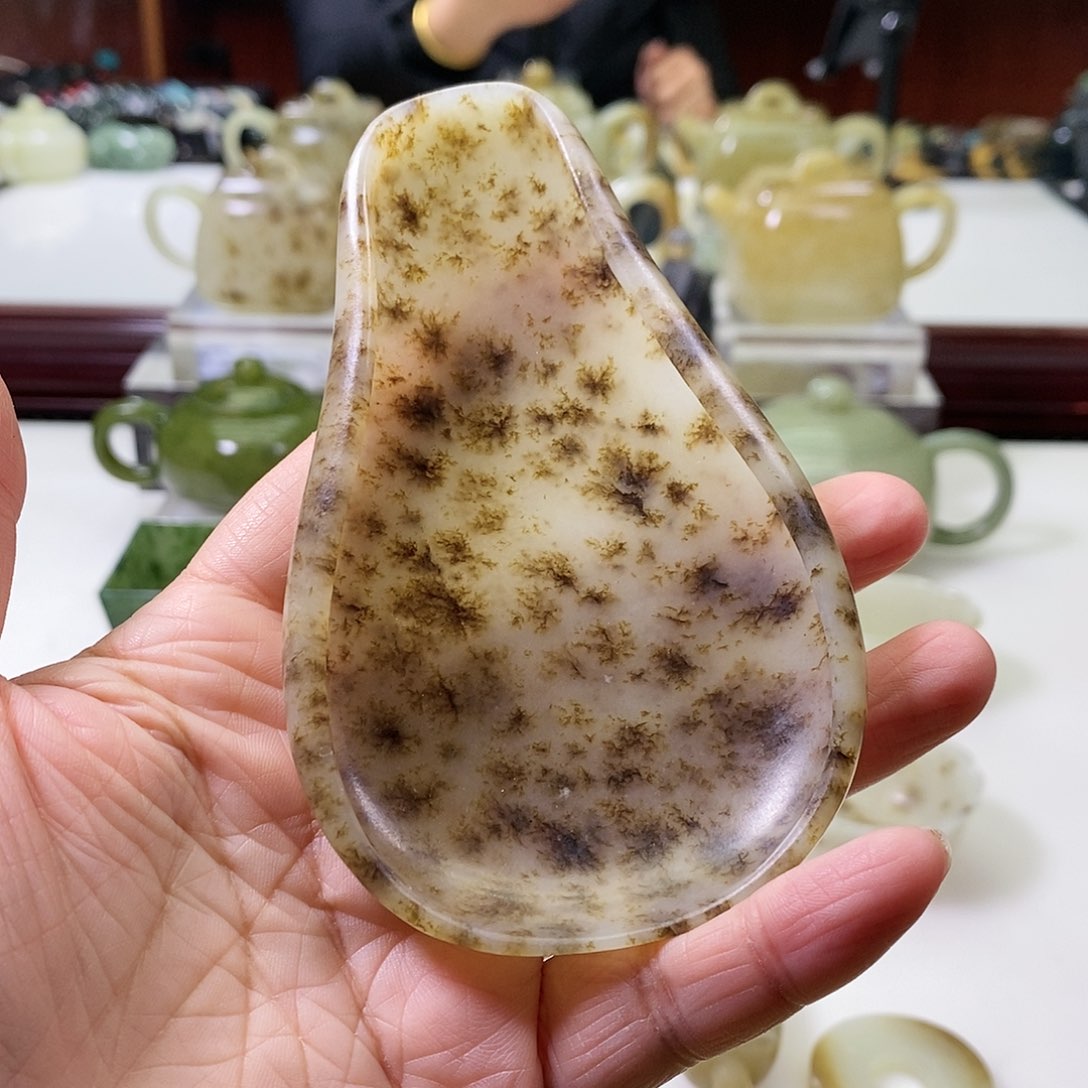 和田玉茶则未镶嵌唯**蚀