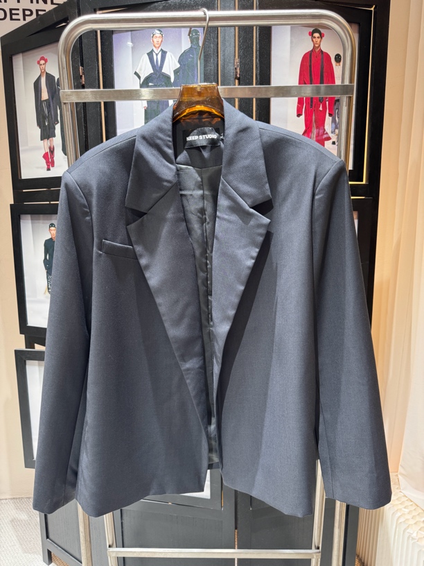 早春新款复古气质韩版宽松休闲通勤西装外套男高级感