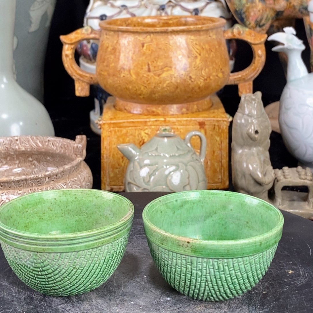 摆件定窑绿釉杯子