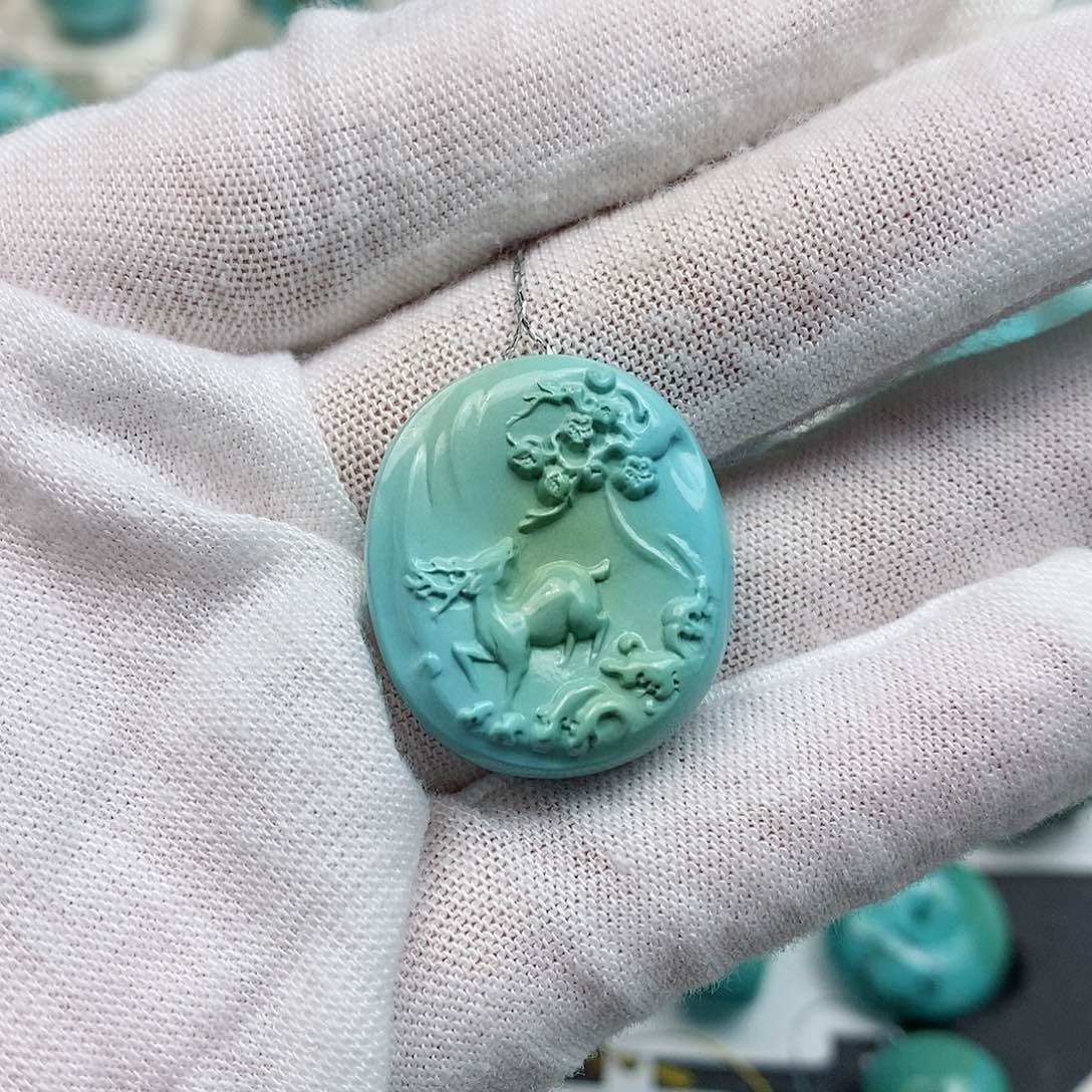 绿松石配饰未镶嵌小****林