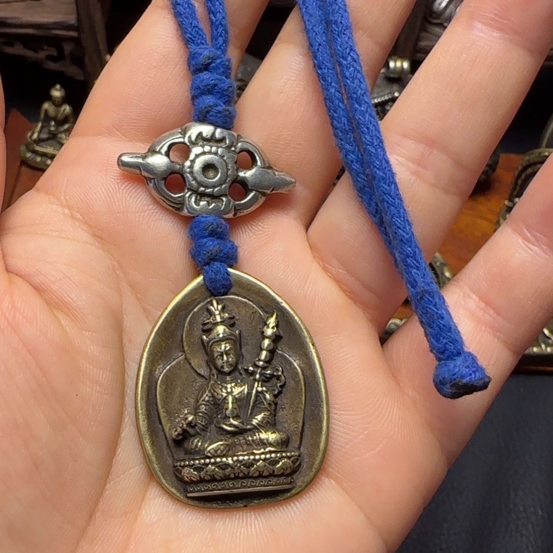 丁***秋泥塑藏传牌子……藏传牌子