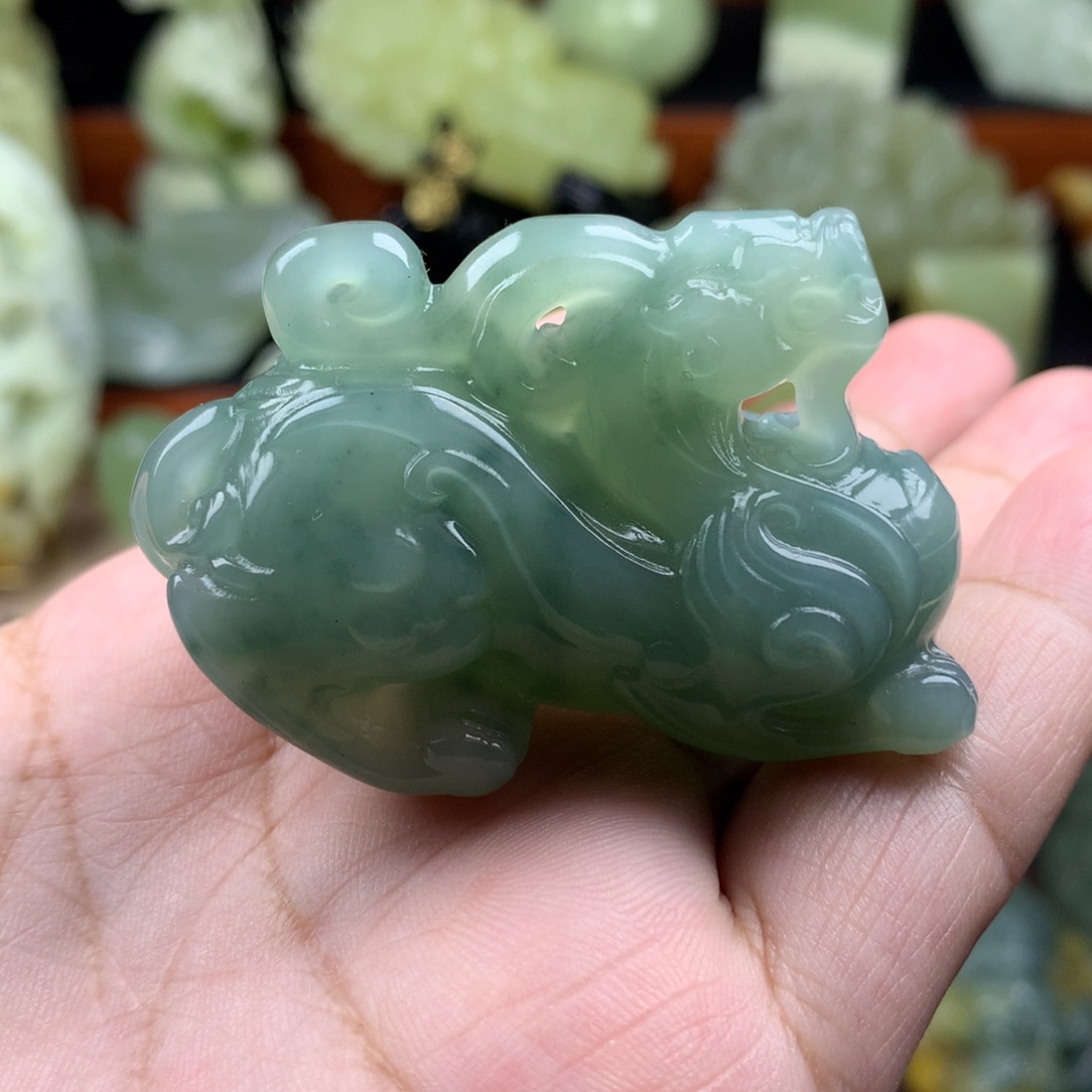 岫玉手把件未镶嵌