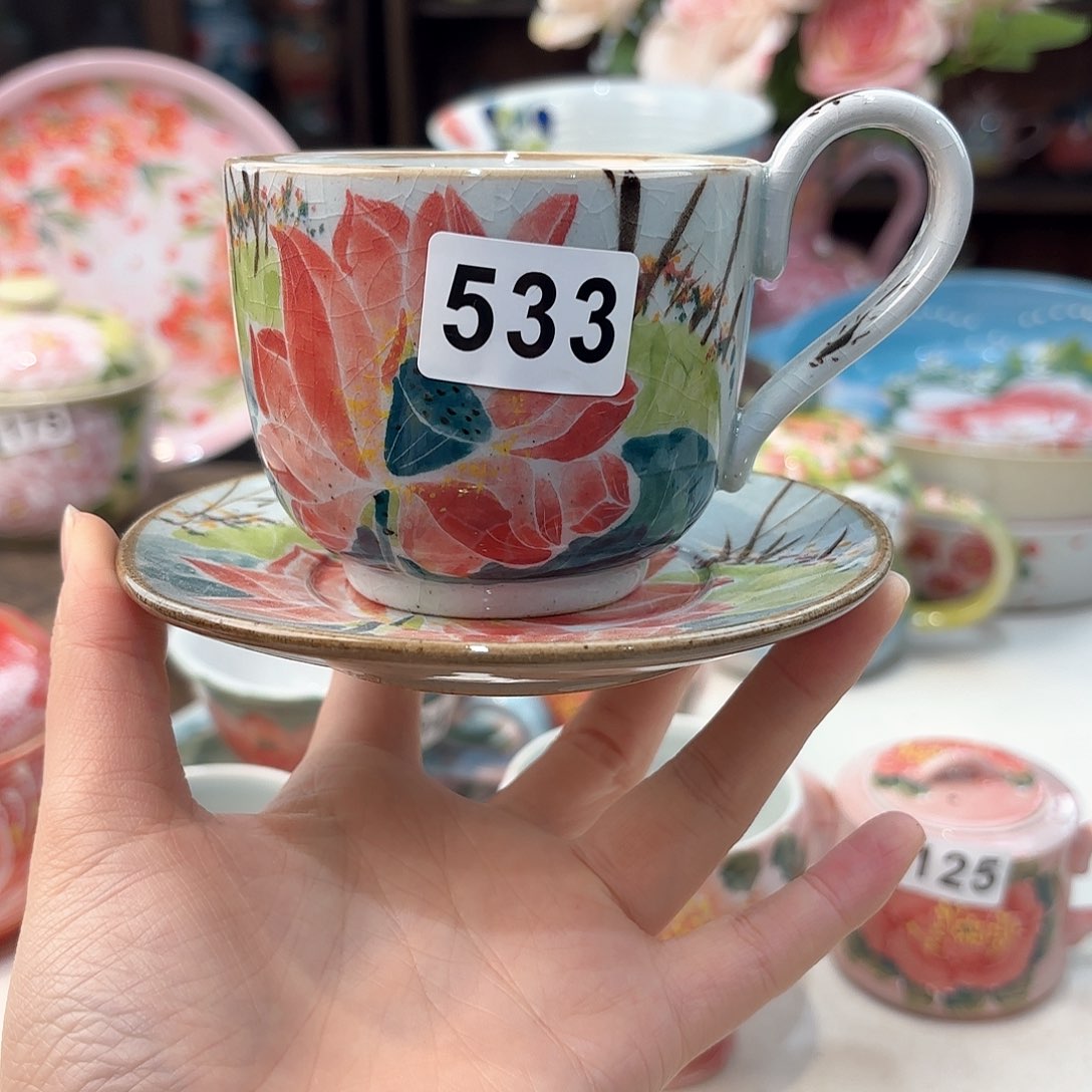 瓷片兔兔的小可爱太