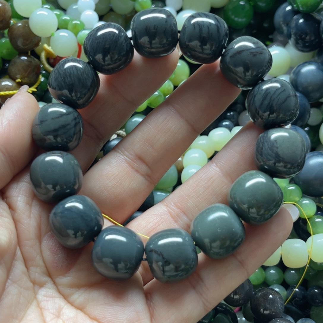 和田玉手链未镶嵌